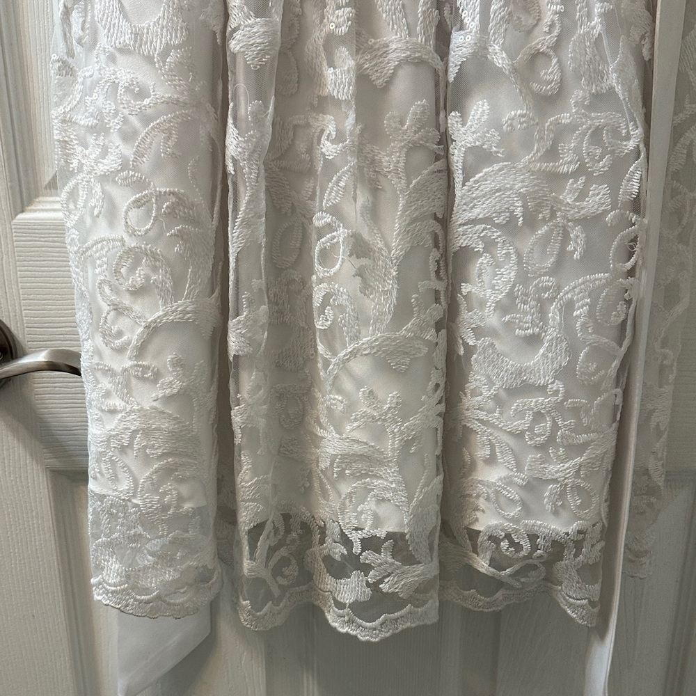 Tip Top brand Elegant White Lace Kids Dress - Picture 4 of 7